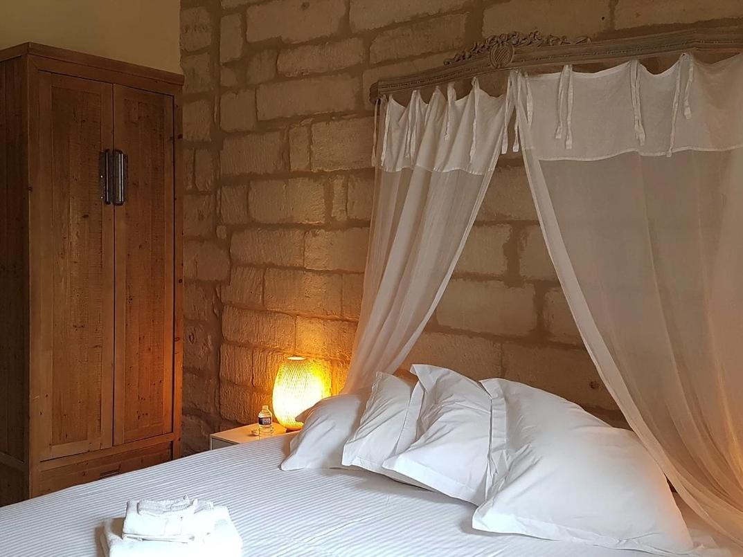 مبيت وإفطار Uzès La Maison Des Marronniers الغرفة الصورة